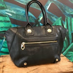 Black leather Oryany purse. Beautiful & like new!